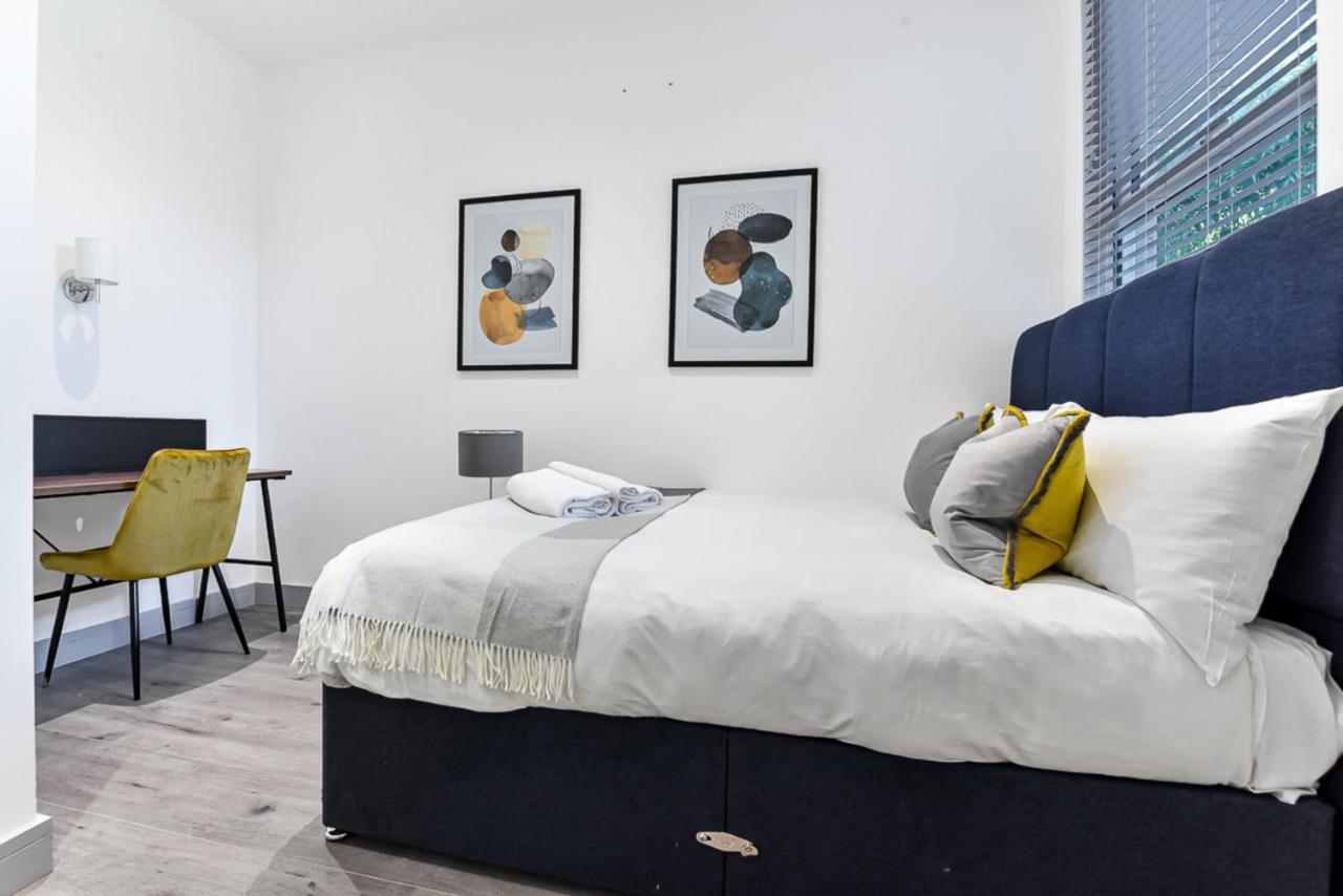 Lovely 2 Bedroom Apartment In Greater ลอนดอน ภายนอก รูปภาพ